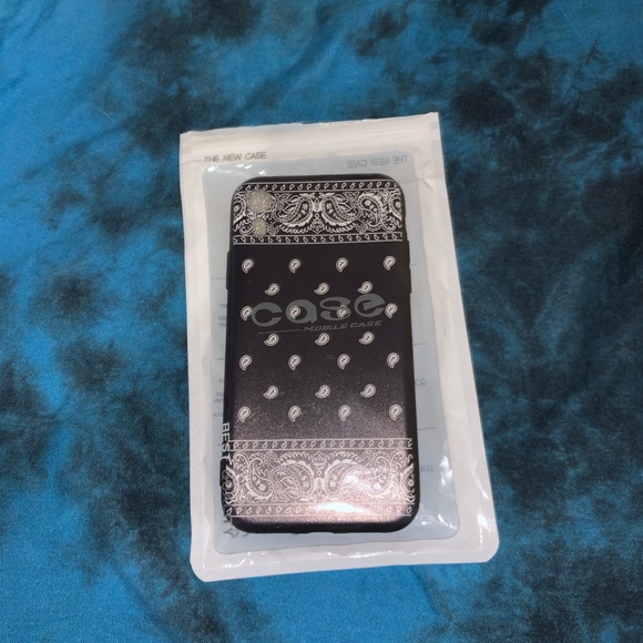 Navy blue silicone phone case bandana style - Picture 2 of 2